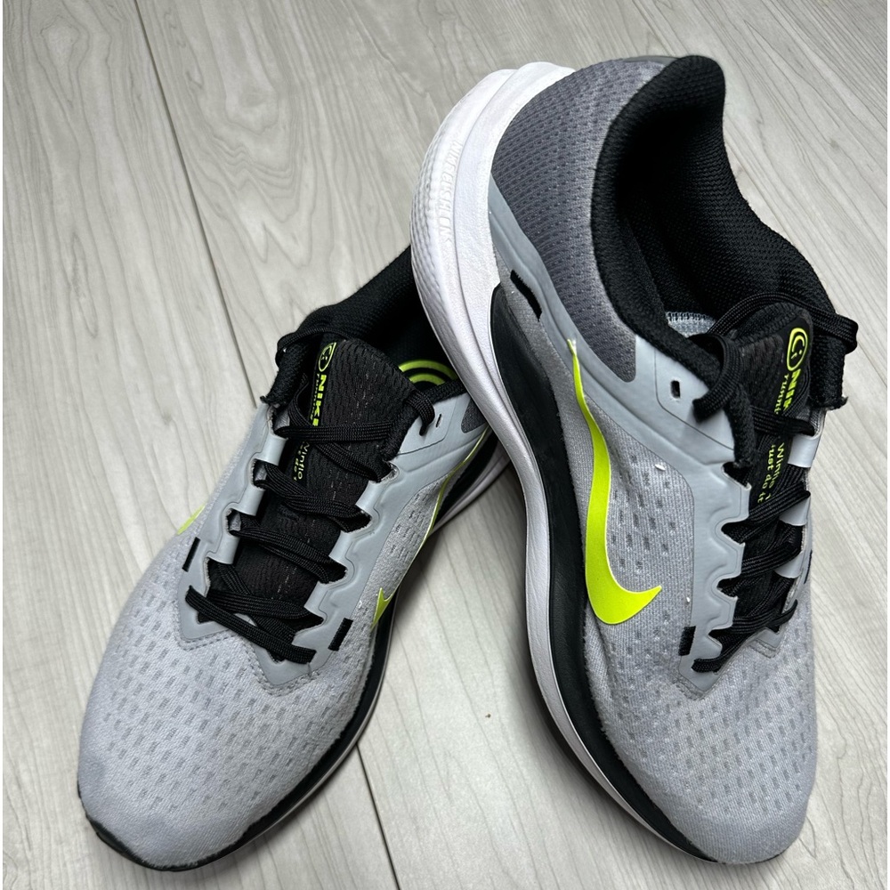 Nike Windflo 10